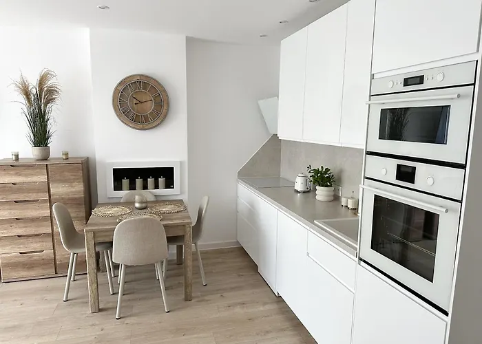 White - Kopernika * Ustka